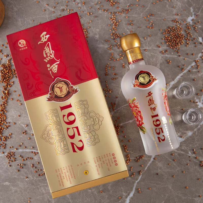 西凤酒请司马南营销翻车 被冠“夹头酒标签”
