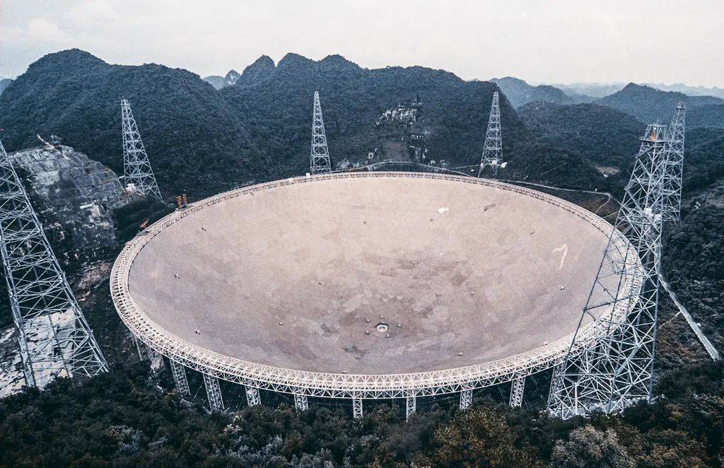 将宇宙看得更远更清！“中国天眼”核心阵试验样机开工建设