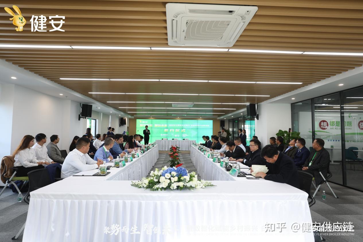沪硅产业：聘任李炜为公司常务副总裁