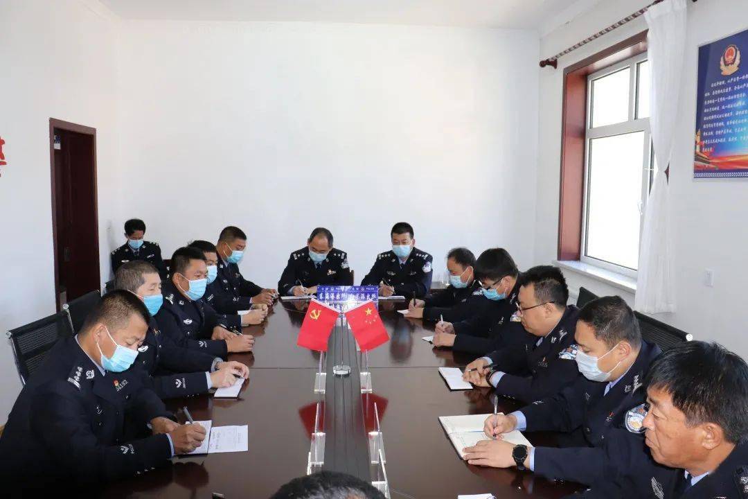再提“三个坚决” 央行释放稳汇率信号