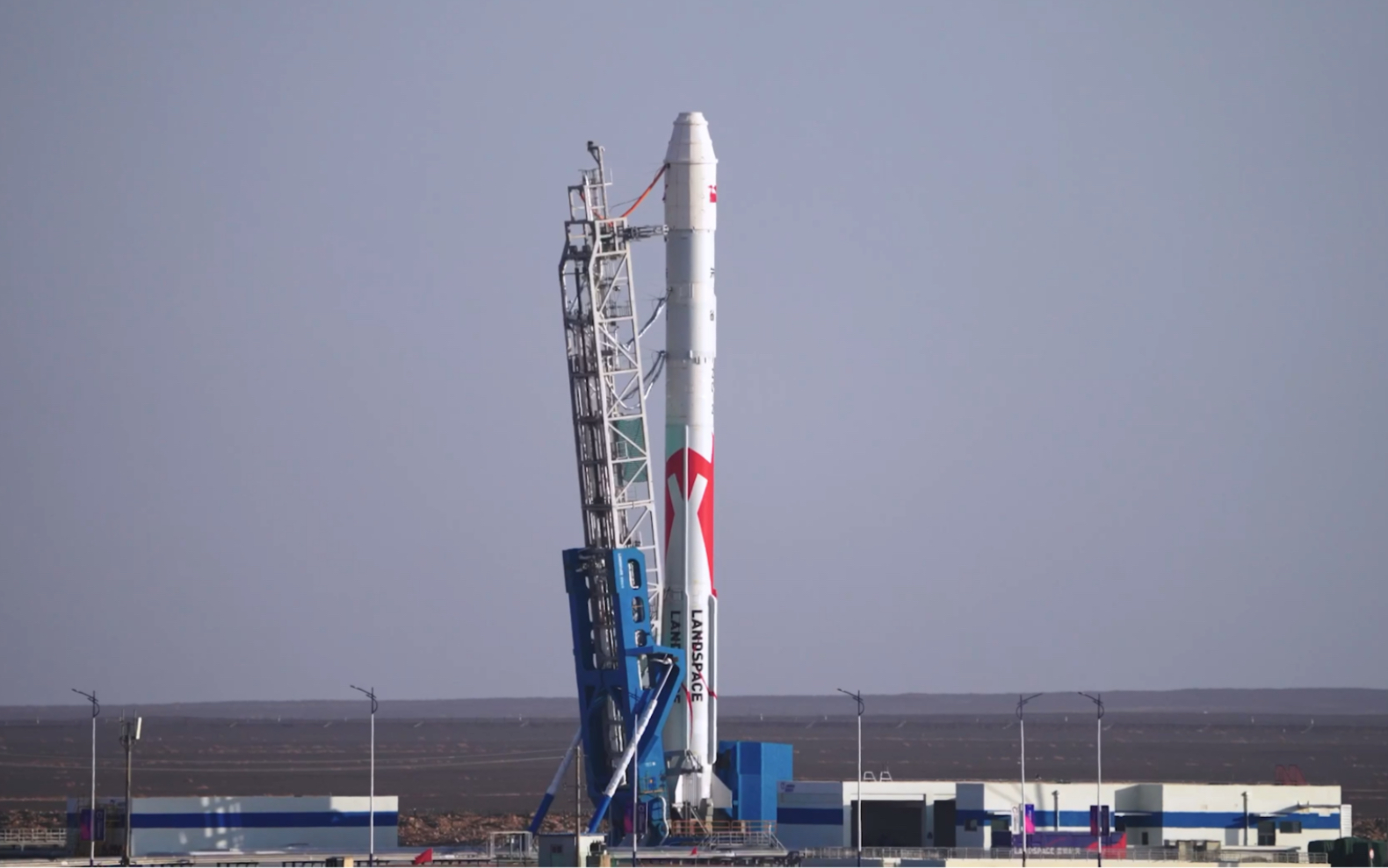 朱雀二号改进型遥二运载火箭发射成功