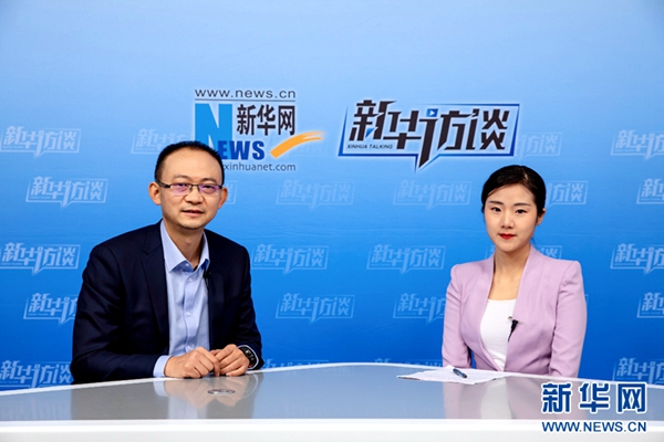 新华访谈 | 机器人“通小舞”是如何实现“丝滑跳舞”的？
