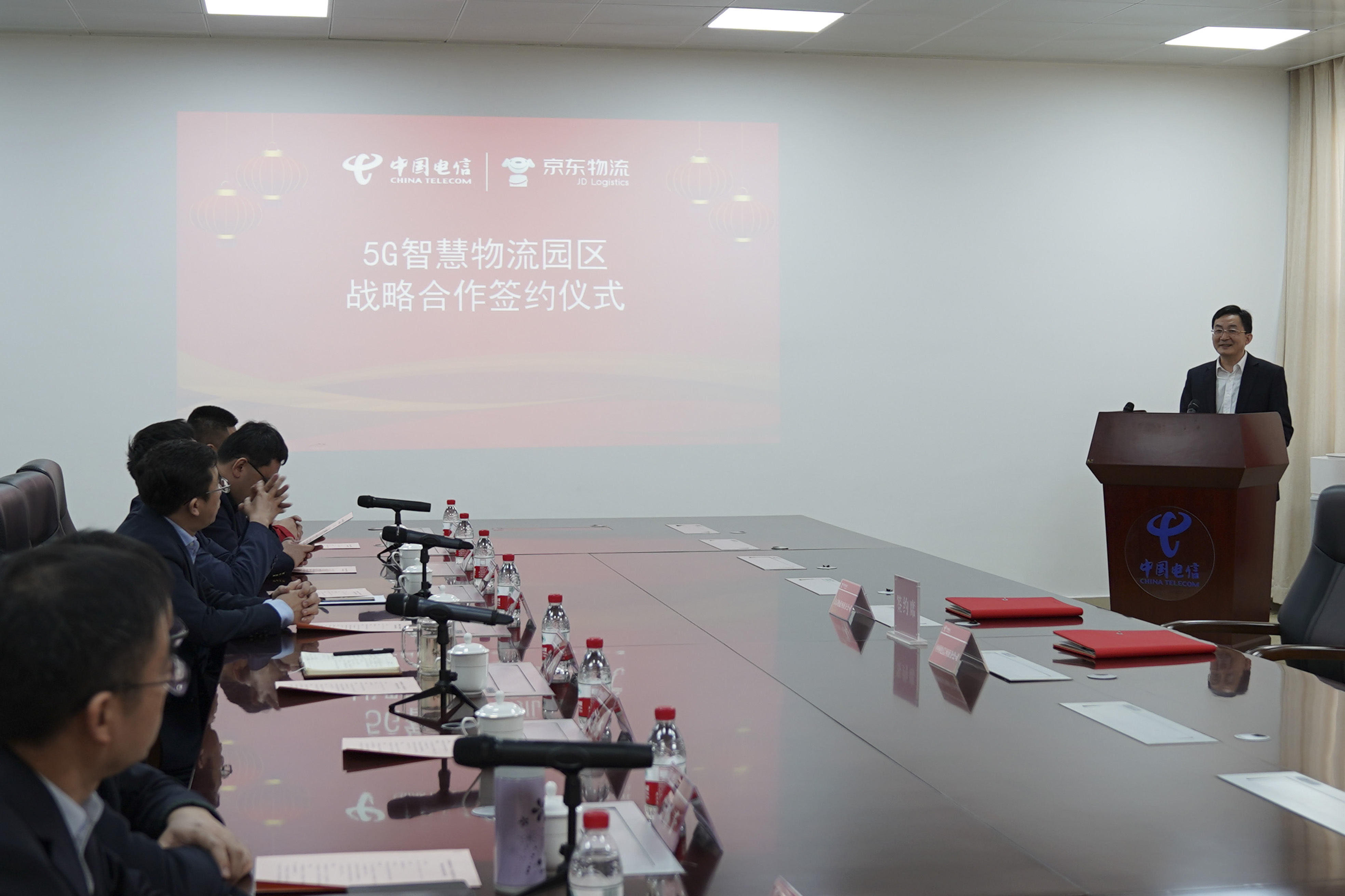 Endurance公司与逸飞激光签署战略合作协议