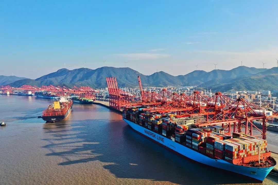 体量全球最大！52亿吨、41.5万亿元……海关总署最新发布