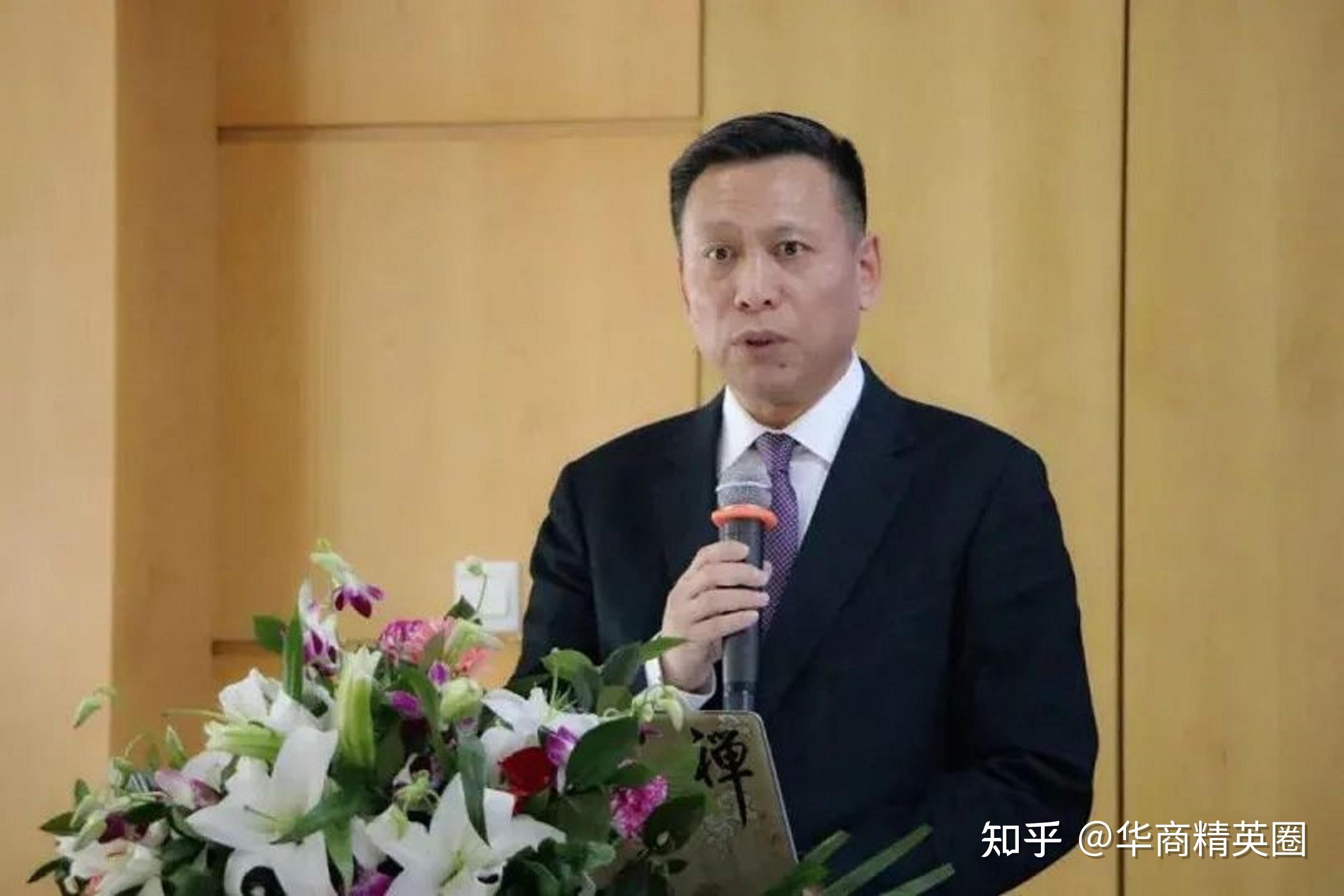 “分手费”9.24亿元！A股公司董事长被抓后宣布离婚，辞去所有职务！“80”后前妻紧急接班，成新实控人