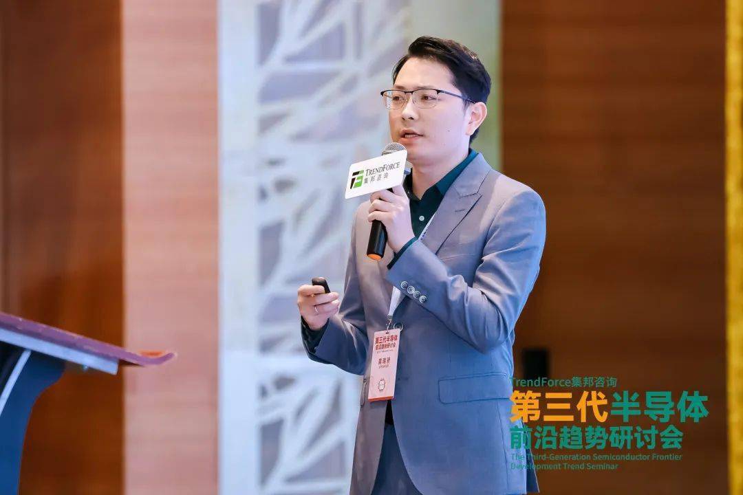 集邦咨询：2025年第三季度全球智能手机面板出货量季增8.1%