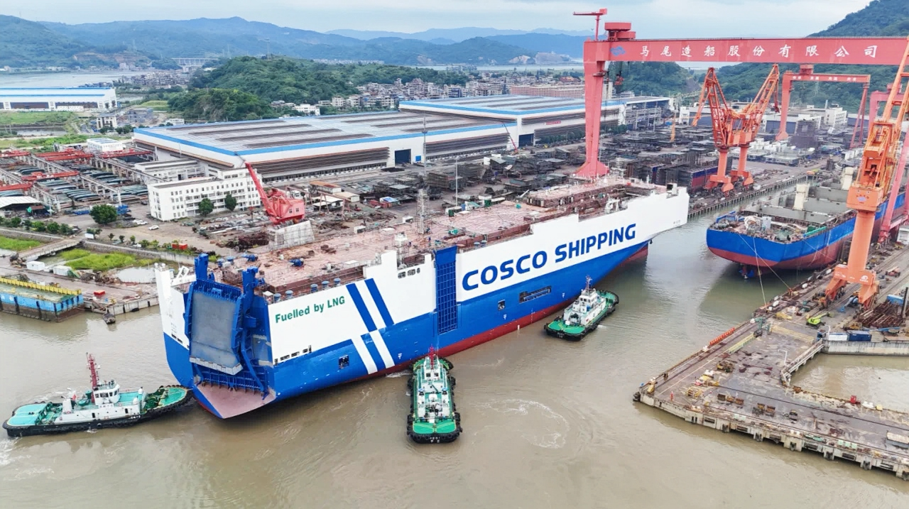 中远海特:拟建造4艘4万吨级多用途重吊船