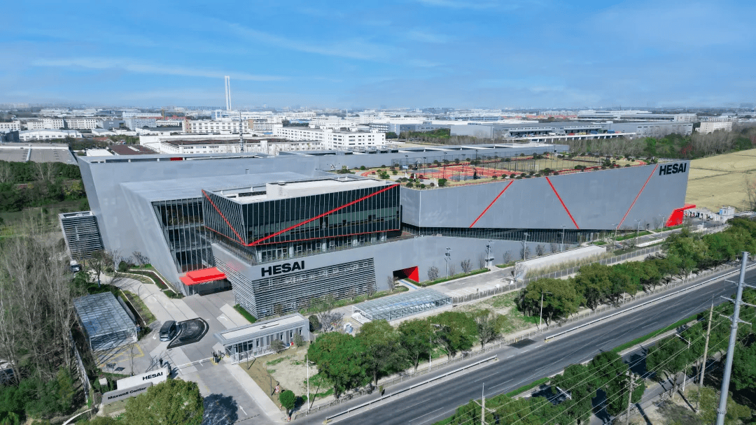 商络电子：公司为禾赛科技激光雷达产品供应阻容感、电源芯片、FPGA等产品