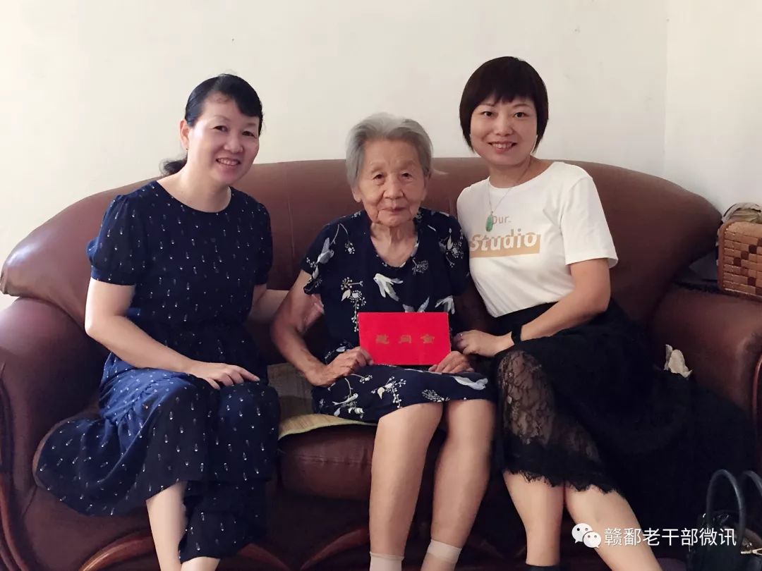 叶素总领事走访调研吉配工业园中资企业