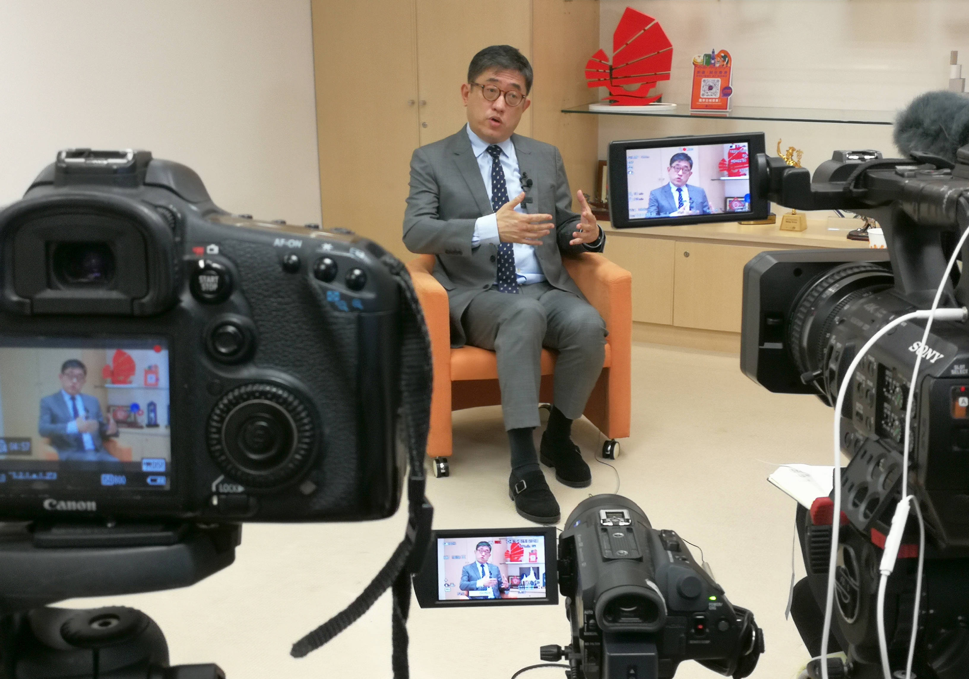 香港财库局与上海黄金交易所签订合作协议