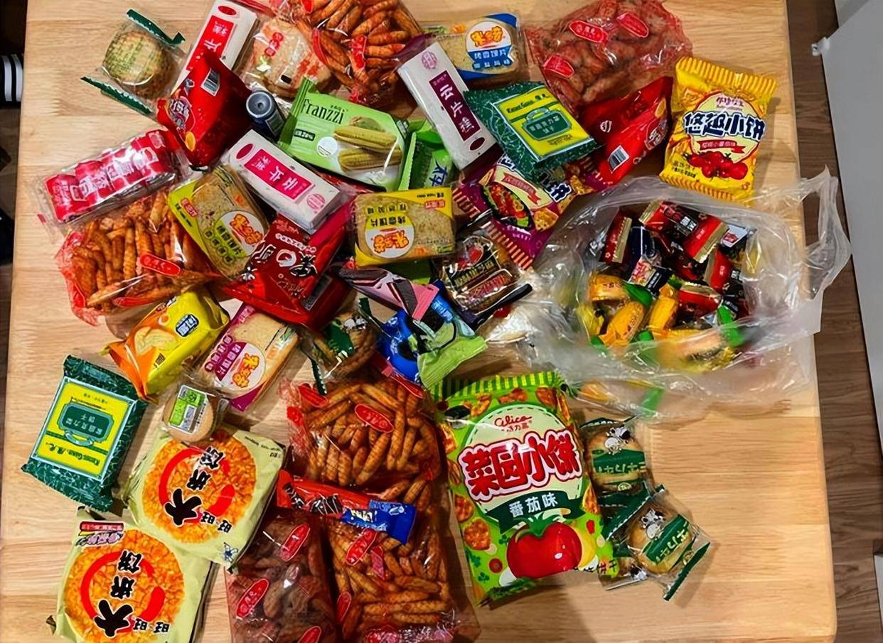 零食巨头暗盘大涨76%！门店数已超2万家，GMV达660亿元