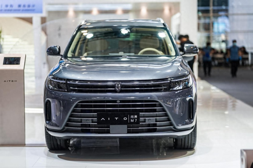 华金证券给予千里科技“买入”评级，深度报告：聚焦“AI+车”战略，智驾驱动未来发展