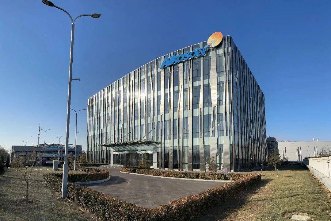政策加码护航 企业迅捷布局 智能体成拉动制造业转型新引擎