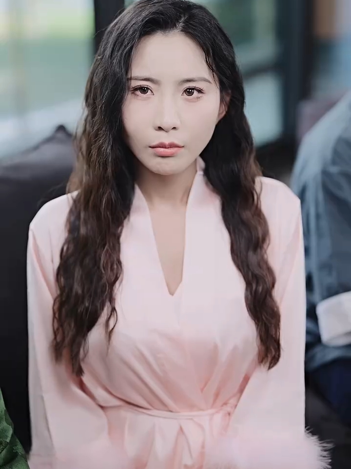 摘帽即遇业绩变脸预亏超3亿，国资入主难解红太阳经营困局