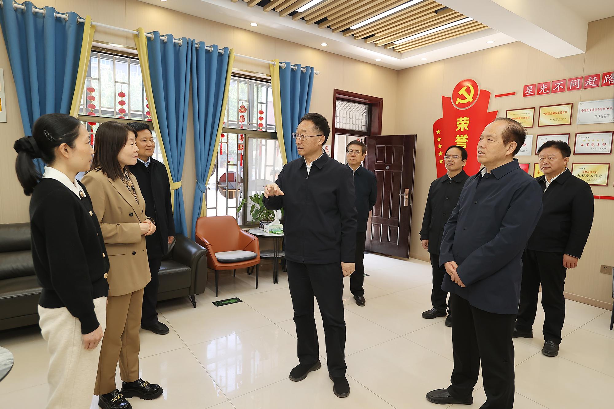 河南省委书记刘宁会见中核集团董事长申彦锋