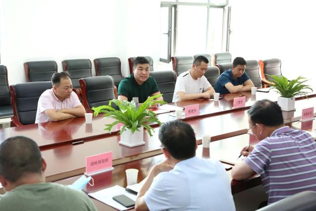 甘肃能源:公司及控股子公司对外担保总余额约为8.36亿元
