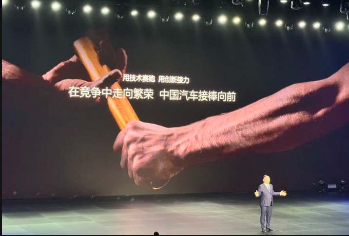 兆瓦级液冷技术实现新突破 先进冷却技术弥补芯片制程差距