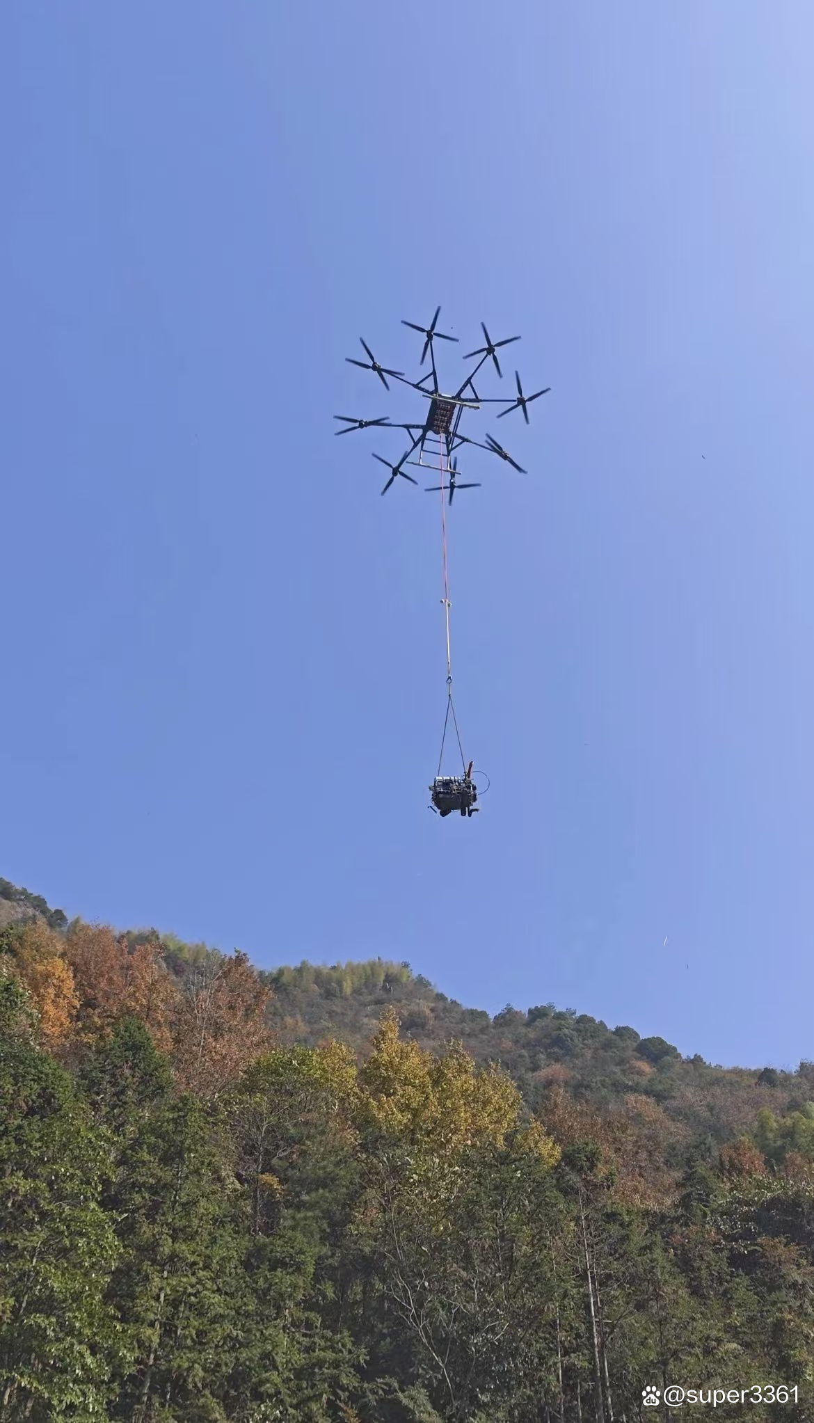 运力翻倍,单机吊200KG,大疆新发两款载重无人机